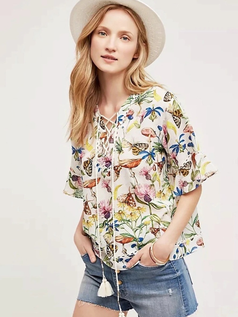 TRYB Floral Bamboo Blouse in White & Multicolor